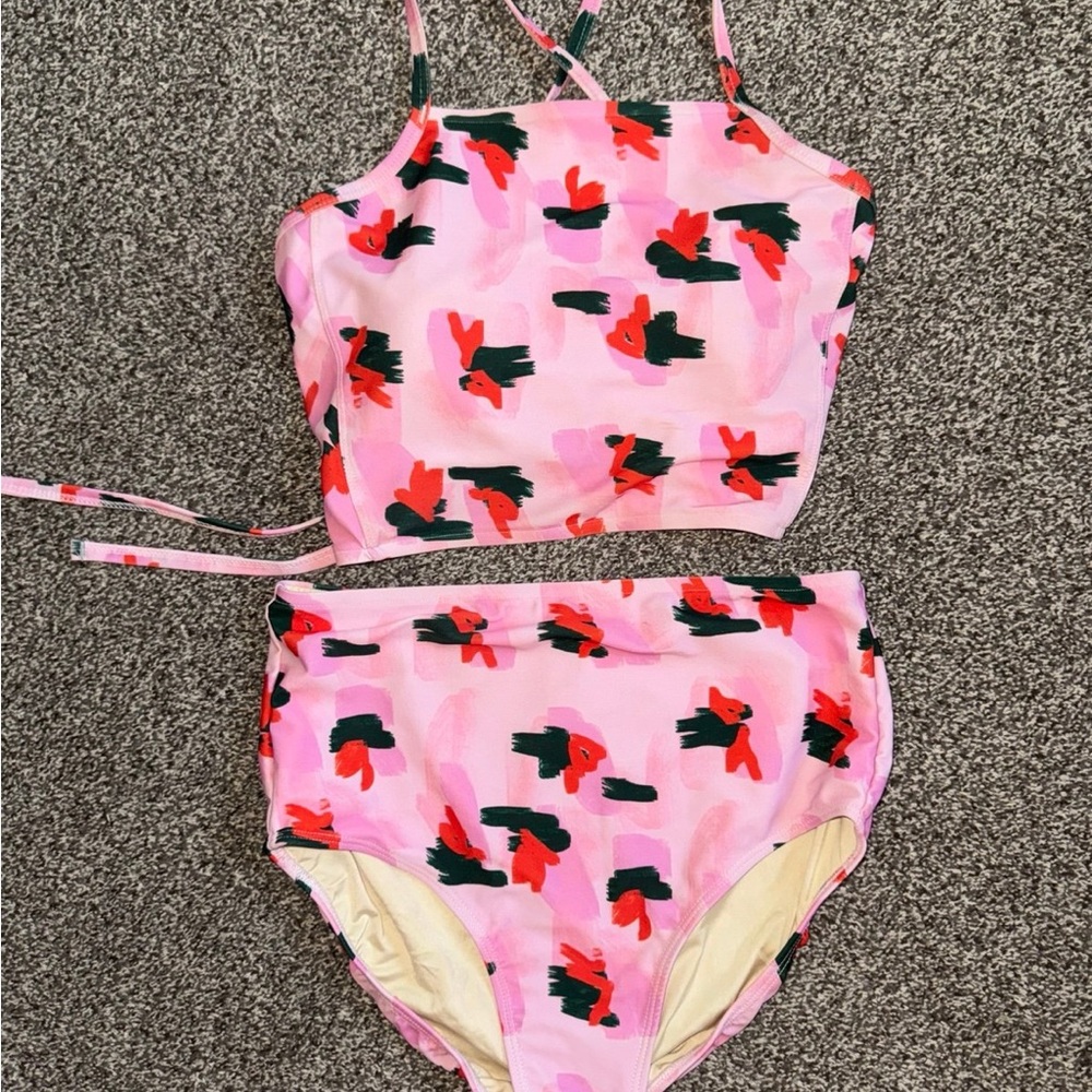 Albion Fit Smudge Switchback Top & High Waisted Bottoms